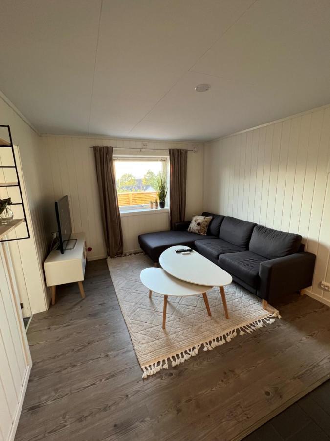 Sentralt Plassert Leilighet Ved Sherpatrappen Tromsø Esterno foto